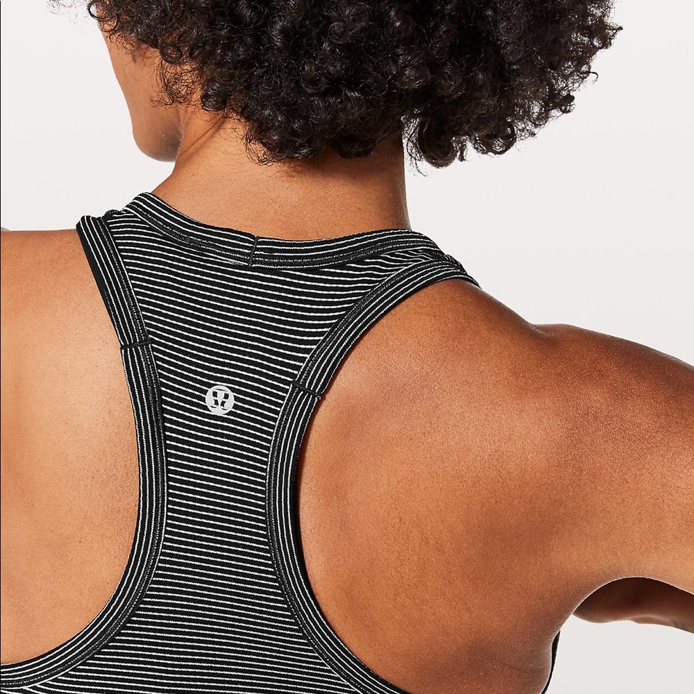 Lululemon Swiftly Tech Racerback Sz 8 WHT/WHT/BLK